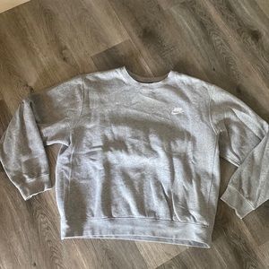 Nike gray crew